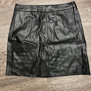 Black faux leather mini skirt style rack dollskill women’s size small